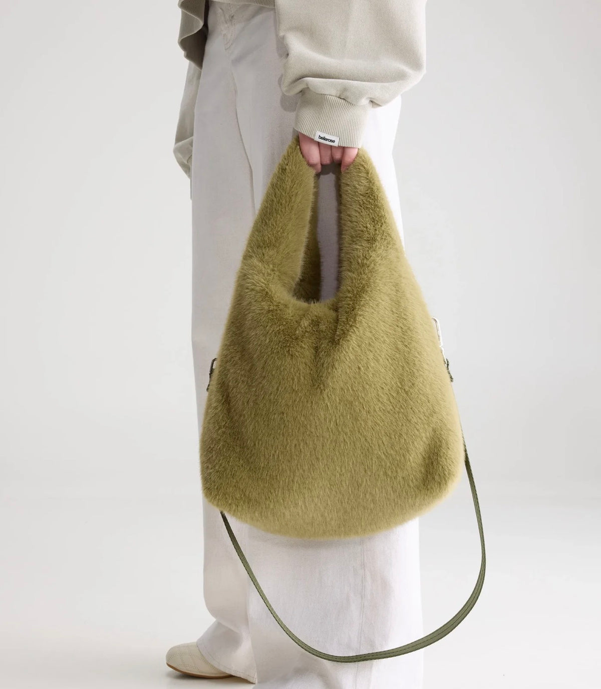 Sac à main en fausse fourrure Helga
