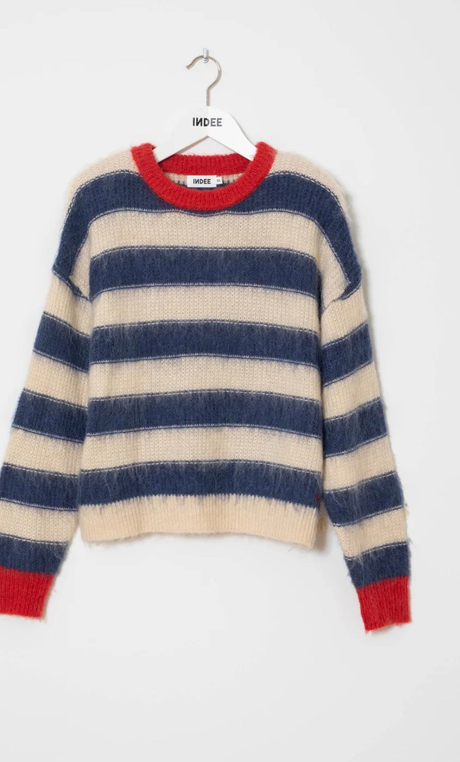 Pull Willow off White Indee