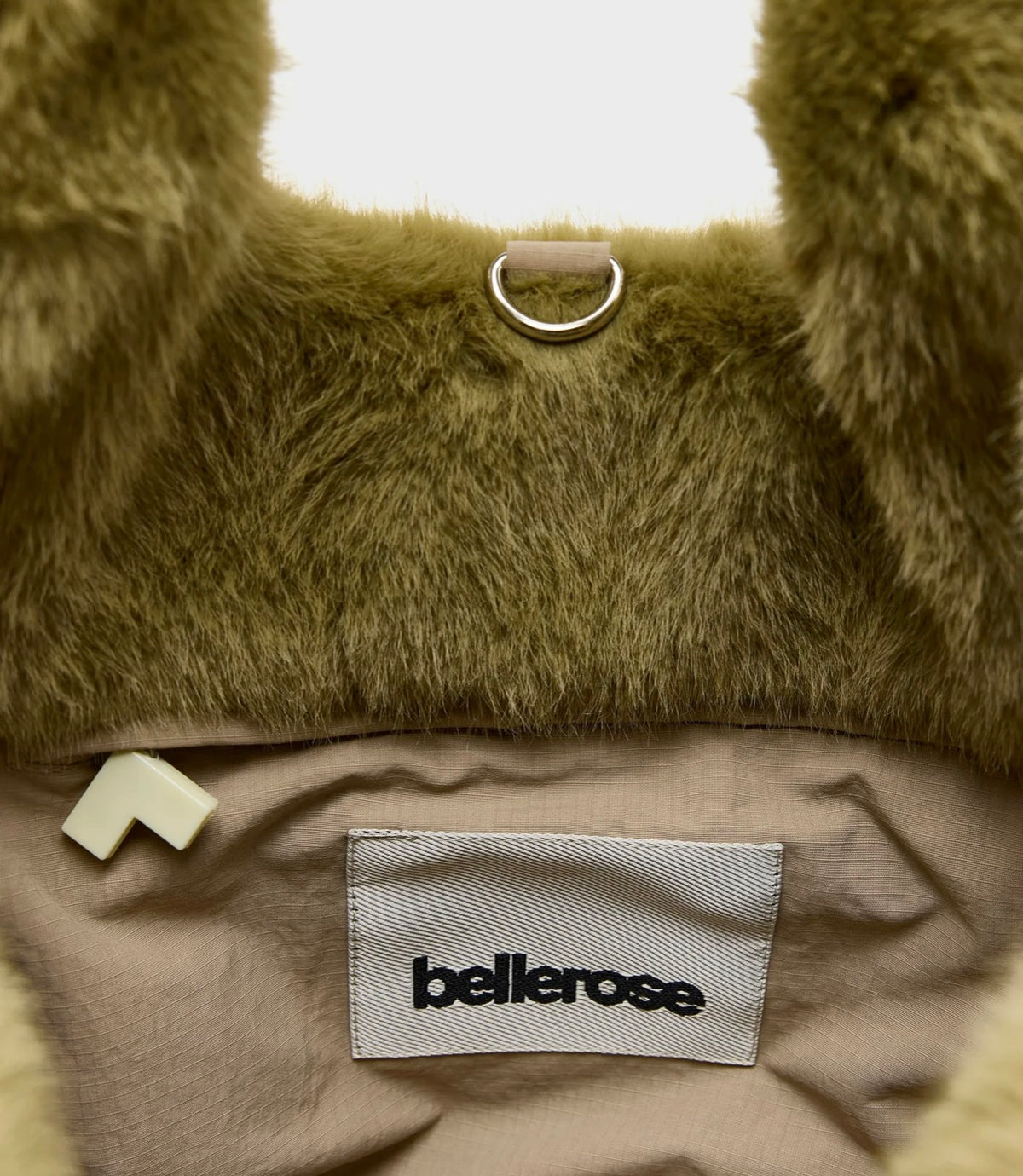 Sac à main en fausse fourrure Helga